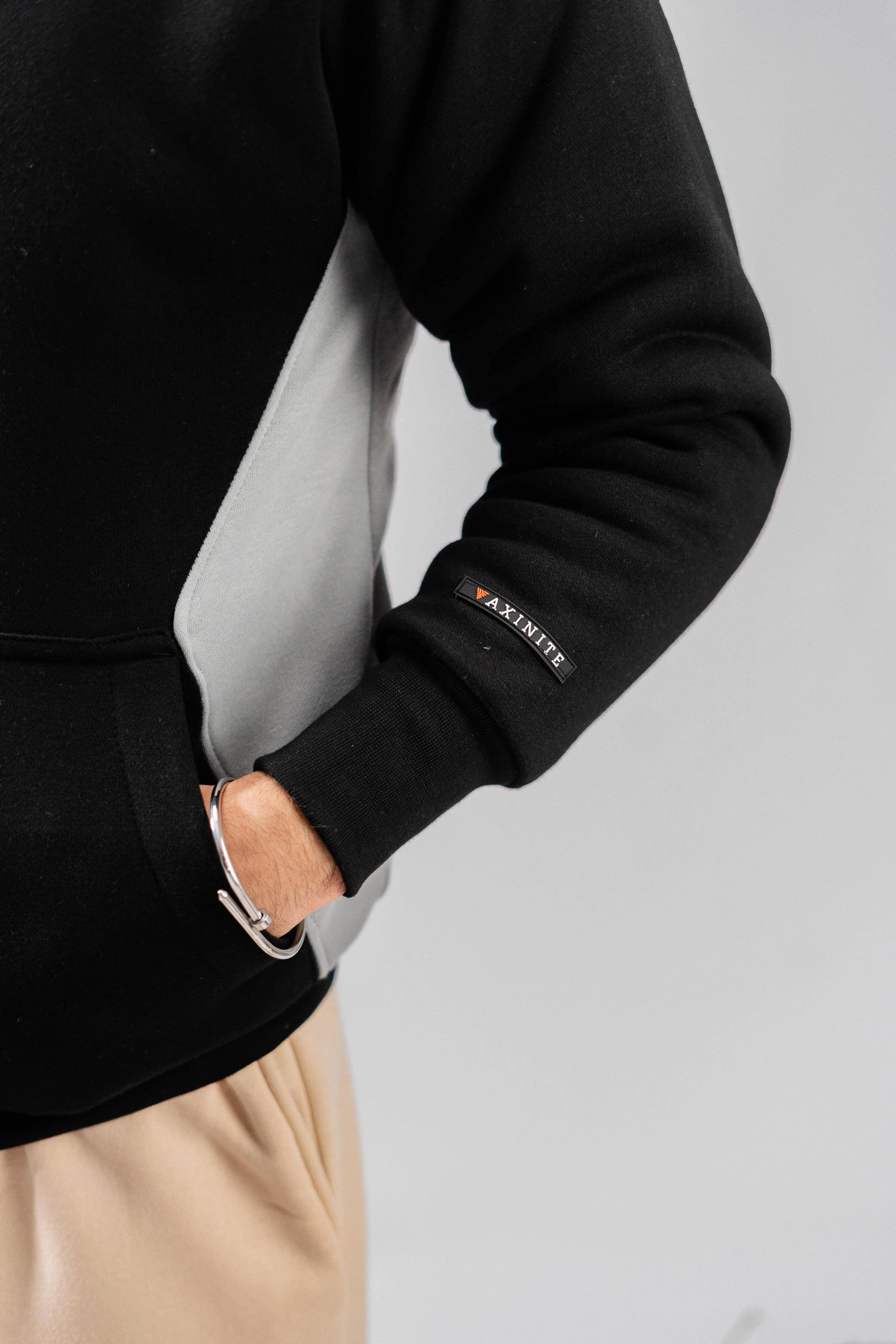 Axinite Men's AX 96 Contrast Panel Fleece Zipper Hoodie.